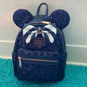 ‼️‼️Sold ‼️‼️   Disney Cruise  Loungfly